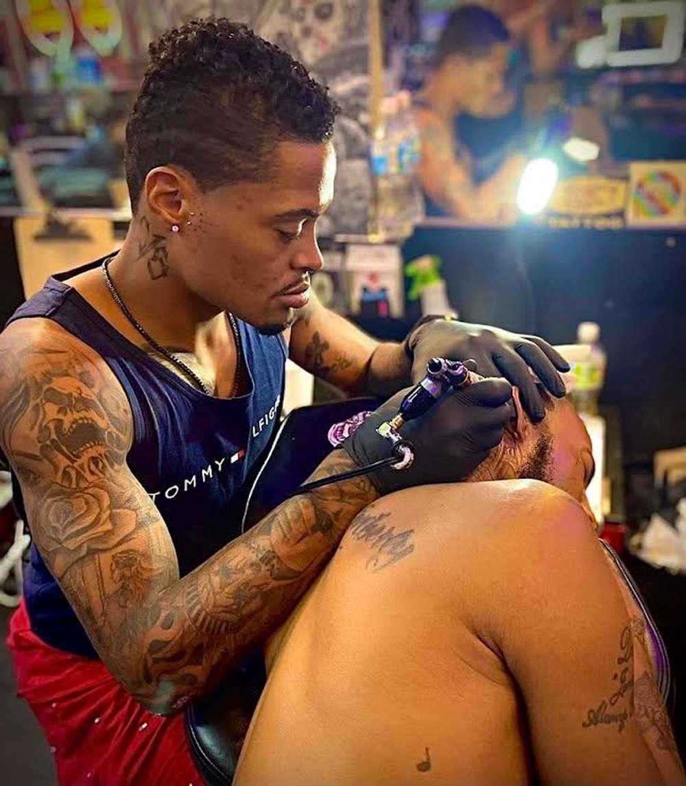 Casos de éxito: Tatuadores que ya utilizan IA para mejorar su arte