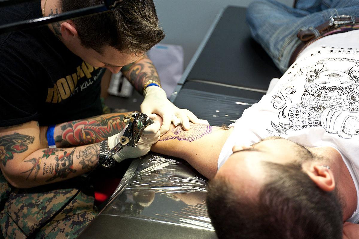 Introducción a la IA en el mundo del tatuaje y su impacto en el diseño creativo