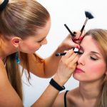 Cómo los esteticistas pueden usar IA para prever reacciones a productos